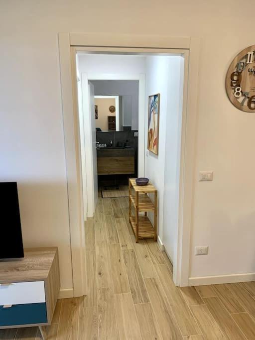 Appartamento Con Terrazzo Sui Tetti Milanesi Bagian luar foto
