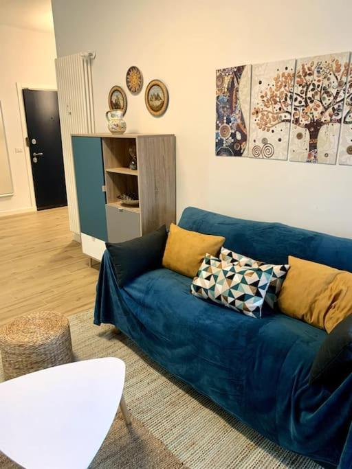 Appartamento Con Terrazzo Sui Tetti Milanesi Bagian luar foto